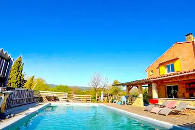 Image de Authentique maison piscine