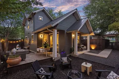 Image de Zilker Modern + Cowboy Pool - Haven!