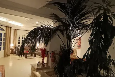 Image de Charmante villa de 600 m² avec grand jardin et piscine