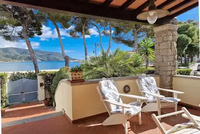 Image de Villa Mirella en bord de mer