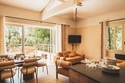 Image de Près de la plage et du centre | Terrasse privée