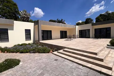 Image de Braham Lodge & Suites 'The Metaphor' The Deck- Charming 3 bedroom