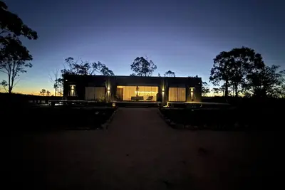 Image de @Greymare - Stylish Secluded Hilltop Escape