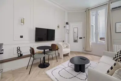 Image de PoeticStay - Opera - Suite Pizan