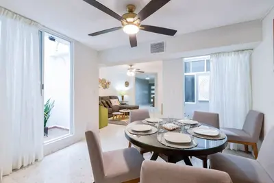 Image de ¡2 King & 1 Sofa Bed w/Parking, in Valle! 6g 2B2b