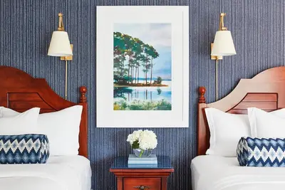Image de Room Overlooking Calm Waters | Relaxing Getaway w/ Seasonal Pool, Courtyard