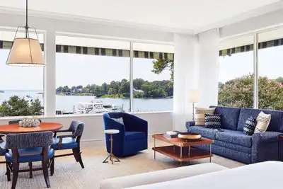 Image de Bright, Airy Suite–Perfect for Calm &Scenic Escapes | Marina & Seasonal Pool