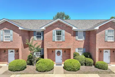 Image de 3br Auburn Townhome: Patio, New Kitchen, Quiet Stay