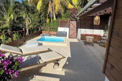 Image de Bas de Villa B&V Kay Soley Sud Caraïbes Martinique, Vue mer, piscine, terrasse