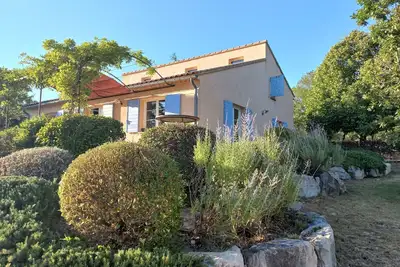 Image de Grande maison de campagne au cœur du Mont Ventoux