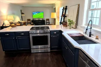 Image de Spacious 4-bedroom house in Hanover West Neighborhood, 6 miles to the Fifia