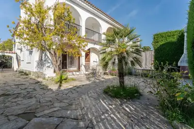Image de Aranjuez - Studio situé à seulement 200m de la plage