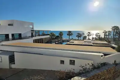 Image de Luxury apartment with pool, 100 m from the beach in Macenas Beach