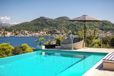 Image de Luxury Retreat near Dubrovnik – Private Pool, Sea Views & 30, 000m²
