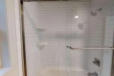 Image de 3-bedroom house in Killington with total privacy. Minimum booking of 6 months.