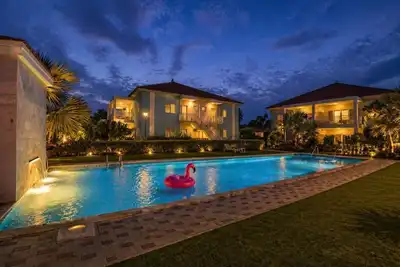 Image de Luxury New 2br Apartment near Blue Bay Beach, 20m Pool, Sleeps max 4