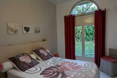 Image de L'Ecrin Exotic à 400m de la très belle plage de la pointe marin de Ste Anne