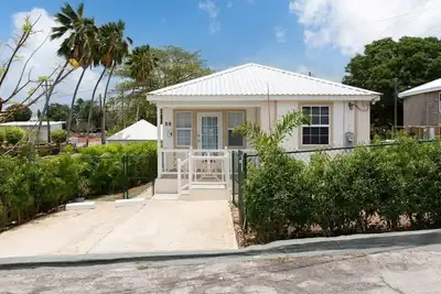 Image de Modern Family Friendly 2-Bedroom Villa in Prime Location