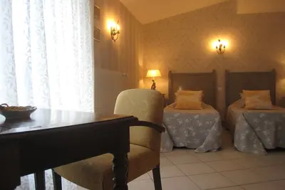 Image de Chambre d’hôtes « Les Charmilles - Chambre Beige »