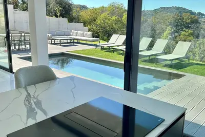 Image de Villa d’architecte à Super Cannes