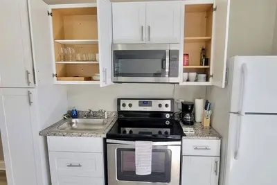 Image de Coastal Escape Near the Beach • Pet Friendly
