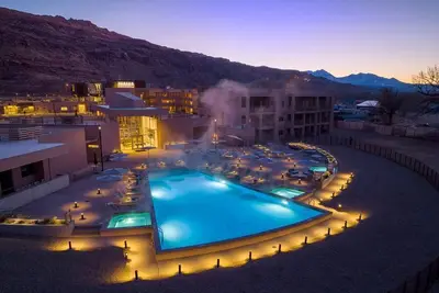 Moab | Desert Retreat | Pool + Hot Tub