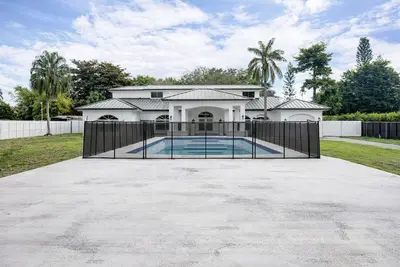 Image de Villa Blanca Serenity