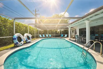 Image de Miami Sign Villa  Spacious Retreat with Pool
