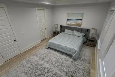 Image de 3-bedroom house in peaceful Atlanta with cool Ac breeze -Marco