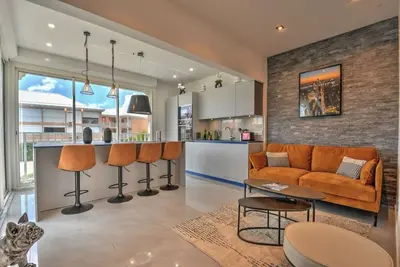 Image de Appartement TalyJay - 2 chambres avec piscines