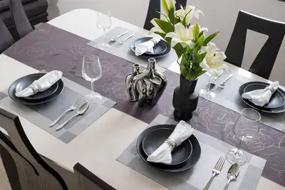 Image de A Family Friendly Spacious Villa - 1 min to Convenience Store