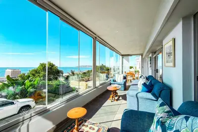 Image de Ocean View 2br Apartment with Sunroom & Patio