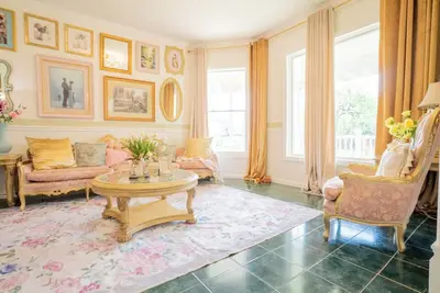 Image de Delightful, 6-bedroom-King beds house in charming Naperville-Aurora, 5 Tv’s-WiFi