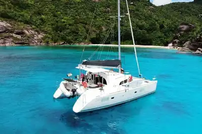 Image de Sun-Kissed Sailing Adventure in Isla de Mahe, Seychelles