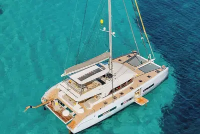 Image de Sun-Kissed Sailing Adventure in Bonifacio, Córcega