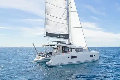 Image de Sun-Kissed Sailing Adventure in the Stunning Islas Cícladas