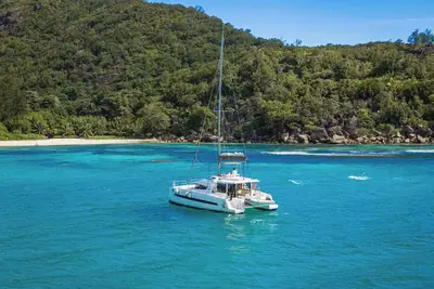 Image de Sun-Kissed Sailing Adventure in Isla de Mahe, Seychelles