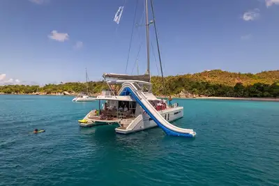 Image de Sun-Kissed Sailing Adventure in Isla de Mahe, Seychelles
