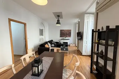 Image de Central, spacious, comfortable and close to the Madrilenian atmosphere.
