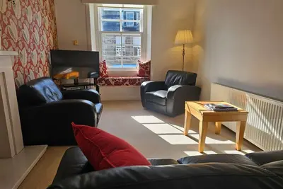 Image de Charming Biggar High Street Retreat - 2 Bedrooms