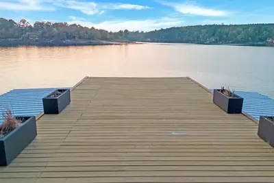 Image de Stunning 4+ bedroom home, sunset views - Smith Lake