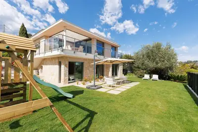 Image de Villa luxueuse avec une magnifique vue à Mougins