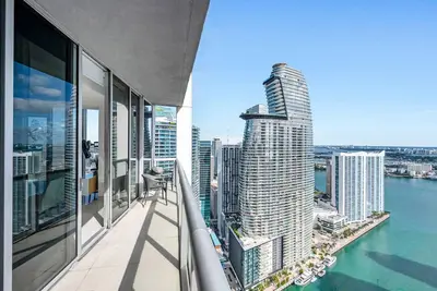 Image de Icon Brickell 2bdr 44th Fl Ocean Views+Spa Access