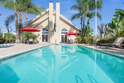 Image de Pet-Friendly 2br Suite w/ Kitchen & Free Breakfast | Near Tri-City Park - 1. 2 mi