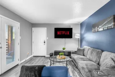 Image de Arlington 2br | At&T, Globe Life, 6 Flags, Parking