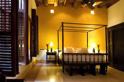 Image de Luxury Old City with Pool and Jacuzzi, 8 Bedrooms
