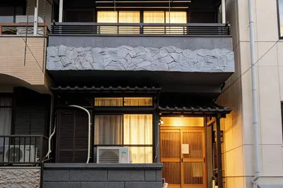 Image de Super Convenient! | 1 Min to Subway | 10 Mins to Umeda | 3 Lines around | House