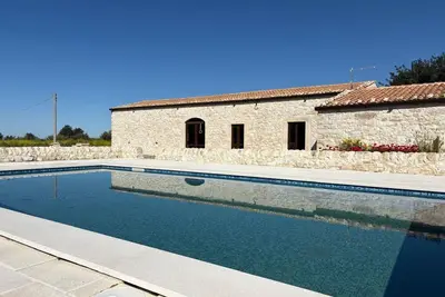 Image de Maison de vacances privée avec climatisation, Wifi, piscine privée, Tv, patio, vue panoramique