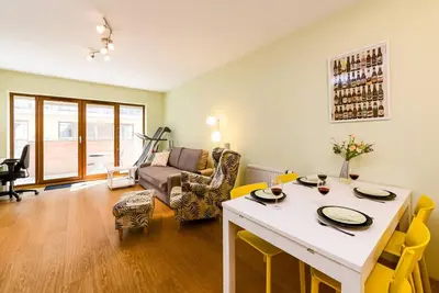 Image de Nadodrze Apt - Balcony, Parking, Workspace