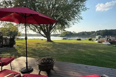Image de Peaceful Lakefront 3br Cottage